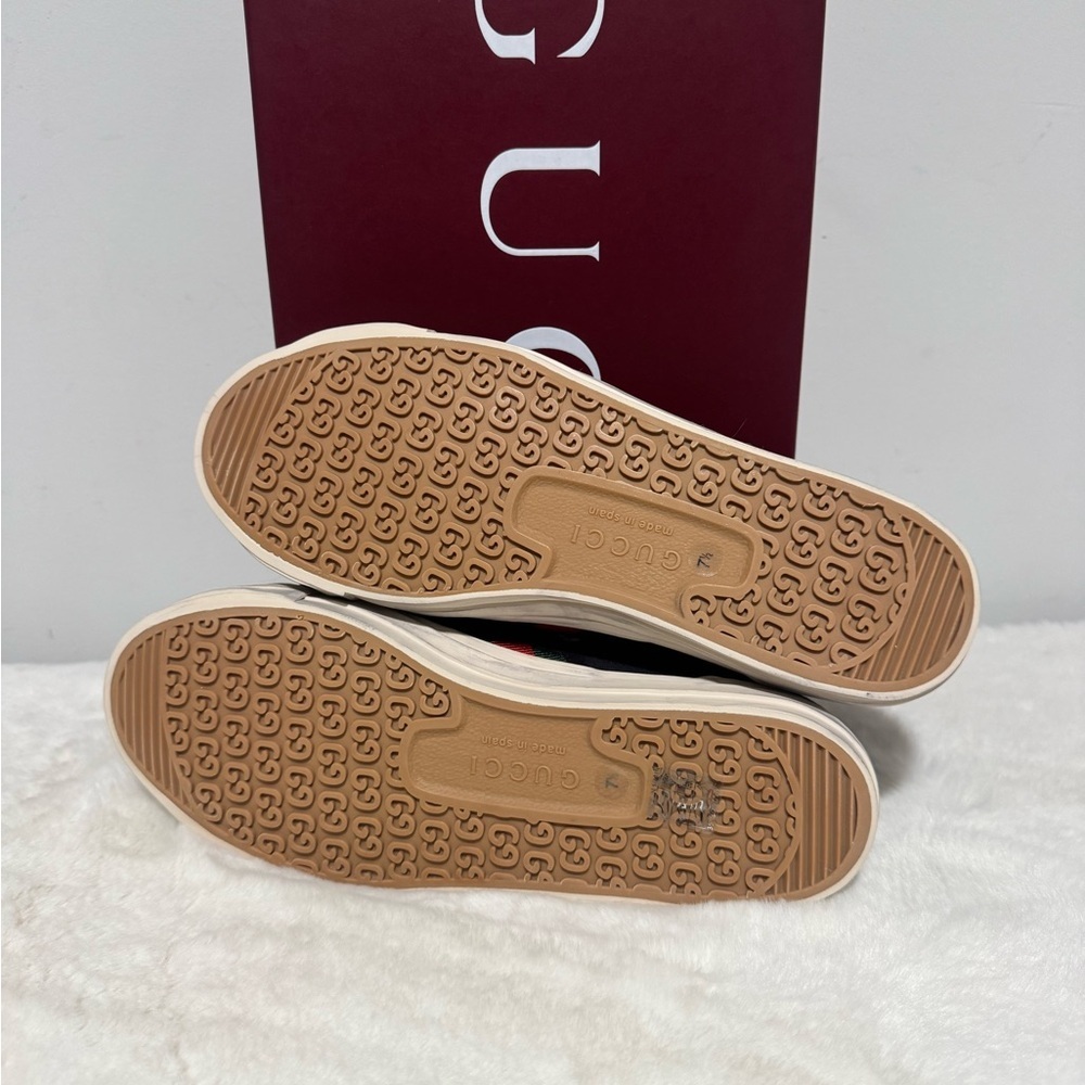 Gucci Men's Black Sneakers with Red and Green Accents - Picture 4 of 5